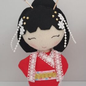 Boneca Japonesa Modelo 2